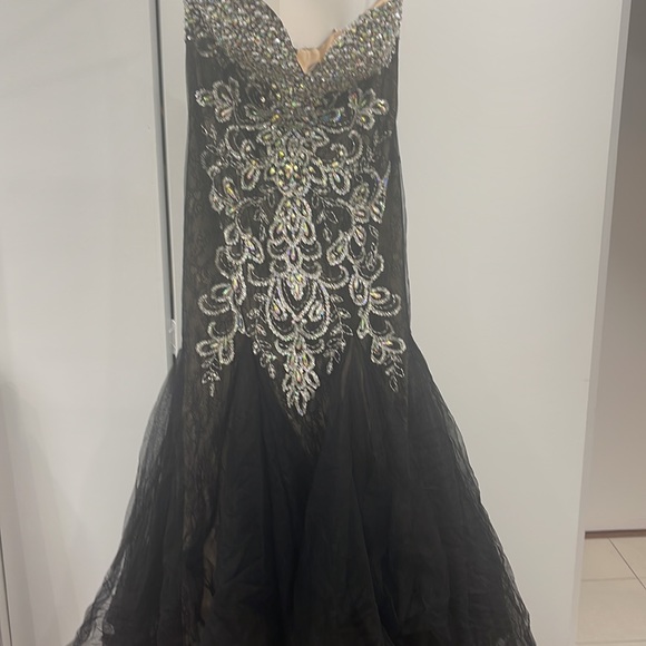 Too small by now - Picture 6 of 7